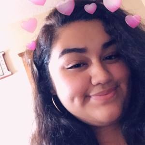 Meet your Posher, Mariaelena